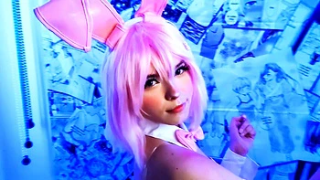 MomoiroAguiraru – Momo Deviluke Bunny Suit