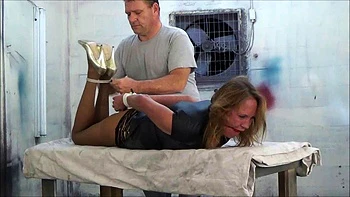 Amateur fetish big booty bitch riding with her bum