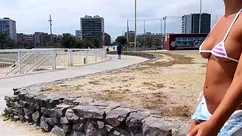 Busty blonde babe outdoor flash for cash