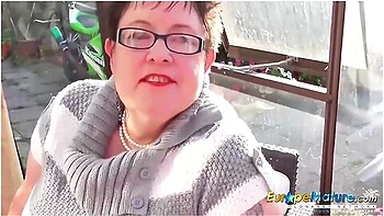 Sweet Honey In The Winter Garden - Honey Winter, Sugar Baby And Honey Sweet