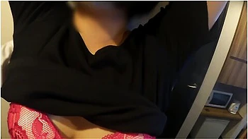 人妻京香第4話(ハメ撮りver)　10歳年下のイケメンにホtルの玄関て襲われオマンコヒチョヒチョ立ちハックて突かれまくって絶頂sex人妻/手マン/立ちハック/フェラ/素人/美人/個人撮影/20