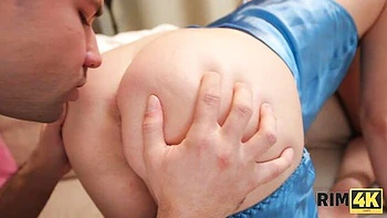 Rimming and hard dick-riding with a hot babe Novella Night