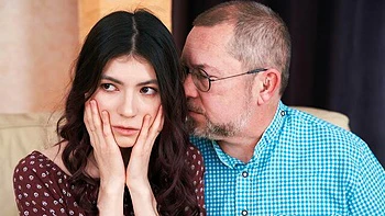 Gorgeous sideways pose fuck with a long-legged redhead Luna Lynx