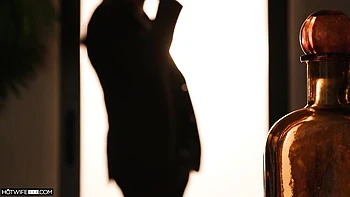 Flirtatious Vince and Jewel's small tits smut