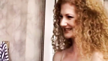 Sophisticated GF's handjob smut