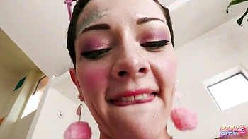 Seductive Mercy's cum swallow porn