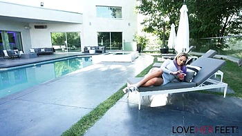 Love Her Feet featuring Nikki Sexx's foot goddess scene