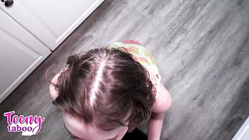 Flattering cutie - counter fuck xxx - Teeny Taboo