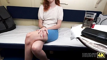 Amative Andrew and Mia's hard action