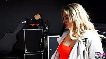 Sexy Momma - high heels sex