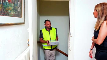 Irina has her head in the clouds... - Jacquie et Michel TV