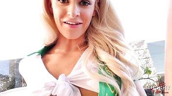 Flattering Emma Hix's pussy fingering smut