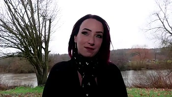 Lily Diablesse, 32 years old, medical secretary in Montpellier! - Jacquie et Michel TV