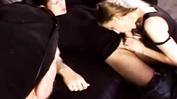 Inviting femme at hardcore scene