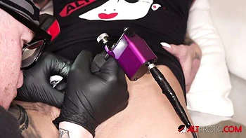 AltErotic featuring Sascha Ink's fmm in threesome video