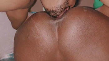 Chut Khudayi Aur Chatayi De Saath Saath