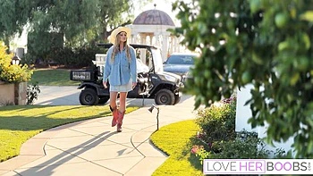 Watch innocent Van Wylde and Blake Blossom's xxx