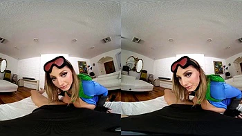 Kaylee Gunner 1: Blowjob, Doggy  Cowgirl VR Porn