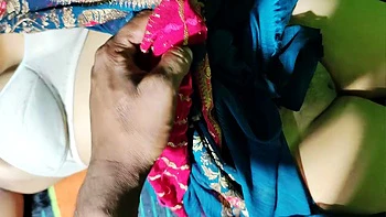 Village Outdoor - Desi Sex Xxx Video Milf Bhabhi Cute Girl