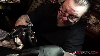 AltErotic featuring squeeze's solo xxx