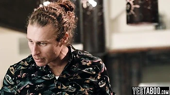 Curvy Ass Stepsis Tricks And Fucks Stepbro - Leana Lovings