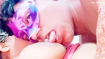 Sexy Priya Bhabhi Gave Blowjob In Green Sari