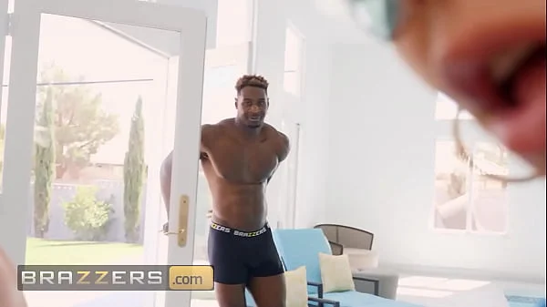 Hotties (Keira Croft, Diamond Banks) Spread Their Legs Are Ready To Get Filled With (Jax's) Hard Dick - Brazzers