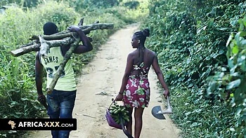 Femme fatale bidie-in - pussy lick movie - Africa-XXX