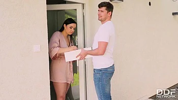 Sofia Lee got Her Big Ass Spanked by Delivery Guy in Hardcore Doggy Fuck: Porn