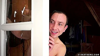 Chubby Mature Gigi And Skinny Dude