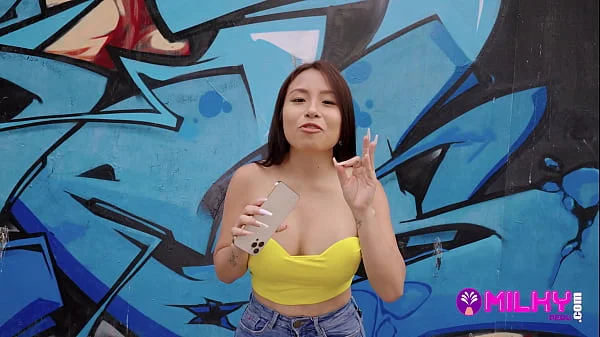 Chibola culona organiza un sorteo para follarse a un seguidor de Milky... Te gustaría ser el siguiente???