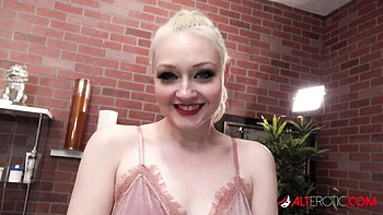 Reality xxx with ravishing Arielle Aquinas from AltErotic