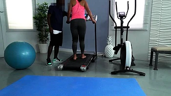 Brunette Slut Gives Blowjob To Big Cock Outdoors