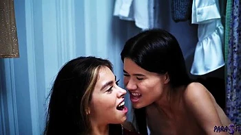 Lesbian Sex in Closet with Evelin Elle & Foxy Alissa - Surprise 69 & Cunnilingus