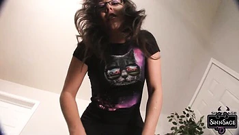 Sinn Sage XXX featuring Sinn Sage's flat chest video