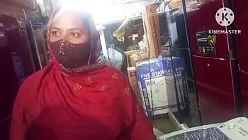 Midnight Secret Meet with Boyfriend - Indian College Girl First Time Hardcore Sex