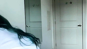 Brunette Solo Webcam Masturbation