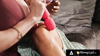 Big natural tits dirt with junoesque Jayden Cole from Mommy's Girl