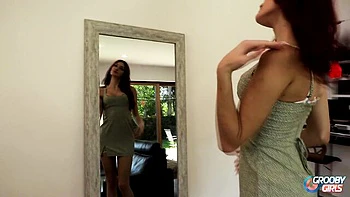 Watch aristocratic belle's clip