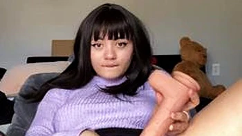 Amateur Babe Gives Blowjob and Rides Cowgirl