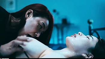 Rae Lil Black's scissoring in lesbian dirt by Vored