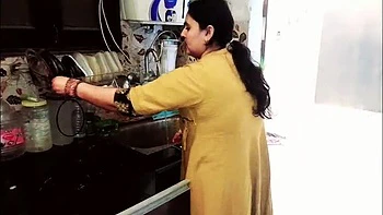 Hot Indian Wife Gives Hardcore Blowjob & Doggy Creampie with Big Cock