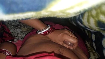 Indian Soni Bhabhi Sucks Big Black Cock & Swallows Cum