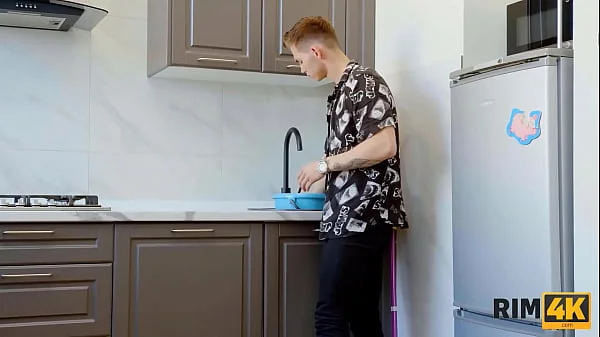 RIM4K. Stud has to postpone cleaning because of sex with two roomies