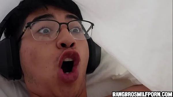 Stepson gets caught jerking off by his hot stepmom