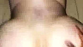 Cuckold filmt seine Frau beim interracial Doggyfick