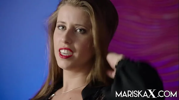 MARISKAX MILF Lady Lyne leaves no hole unfilled