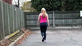 Aston Wilde Fucks Herself with Vibrator and Fingers