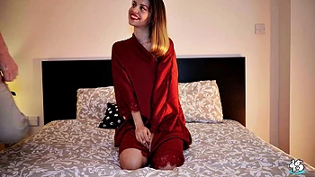 Sexy Blondine creampied nach Doggy-Fick