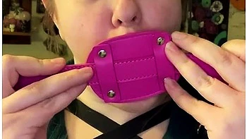 BBW Brunette Trains With 4 Huge Dildos